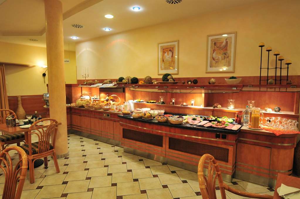 Akzent Hotel Stadt Schluechtern ***S Schlüchtern Restaurante foto