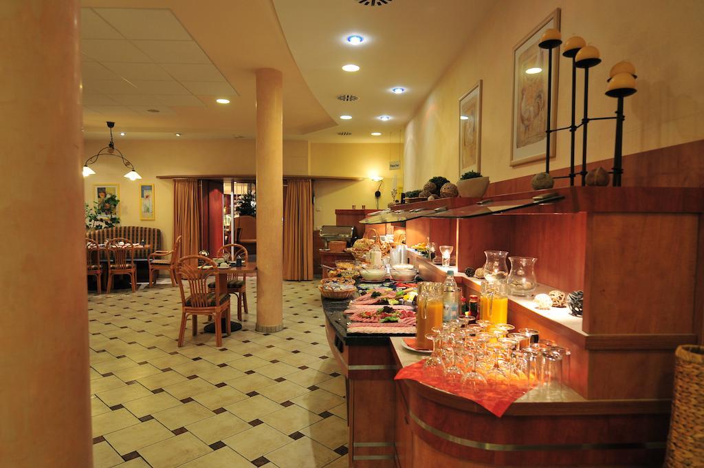 Akzent Hotel Stadt Schluechtern ***S Schlüchtern Exterior foto
